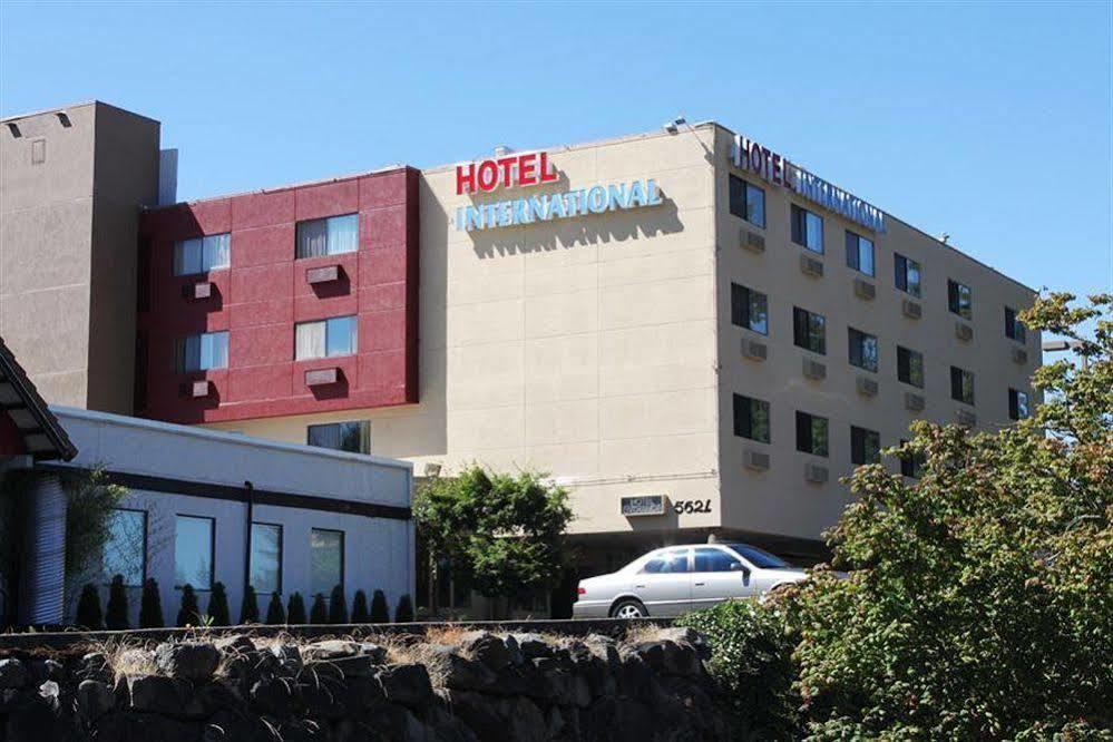 Hotel International Lynnwood Exterior foto